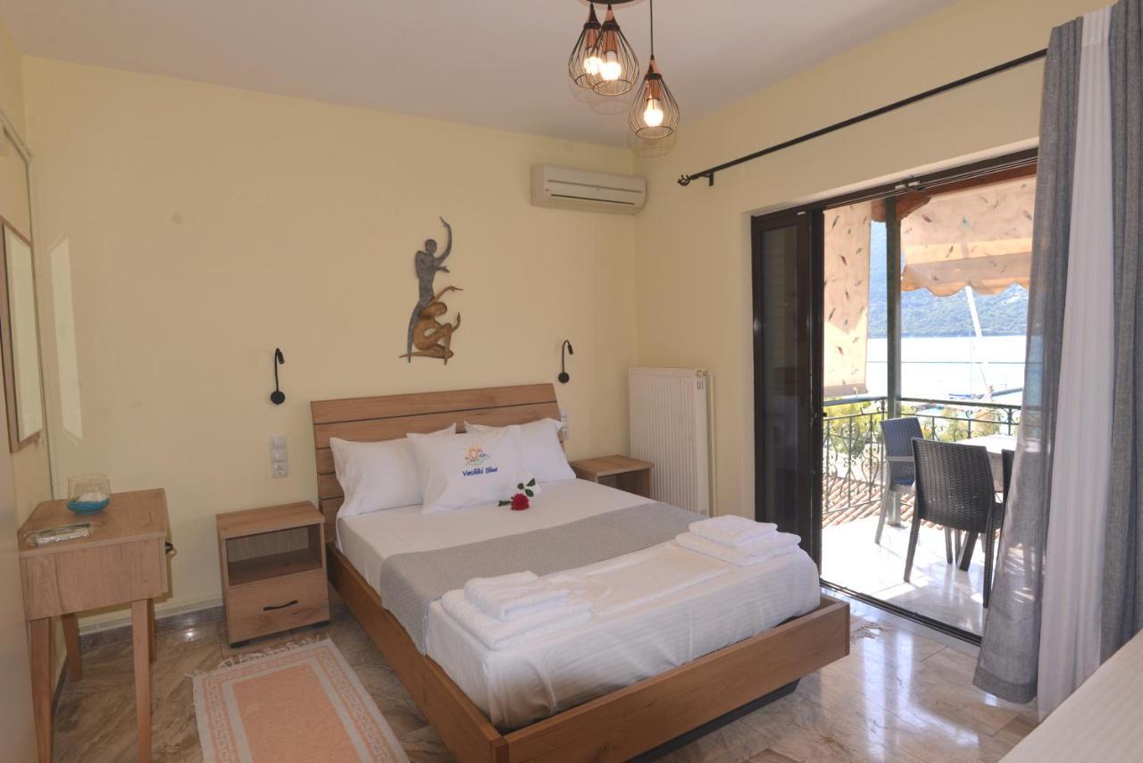 Vasiliki Blue Apartment Exterior photo